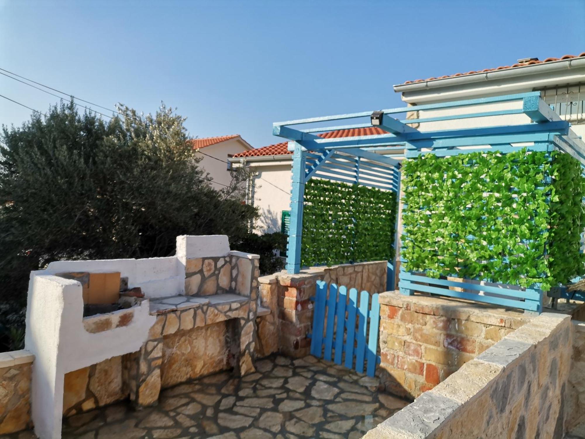 Apartmani Omišalj Habitación foto